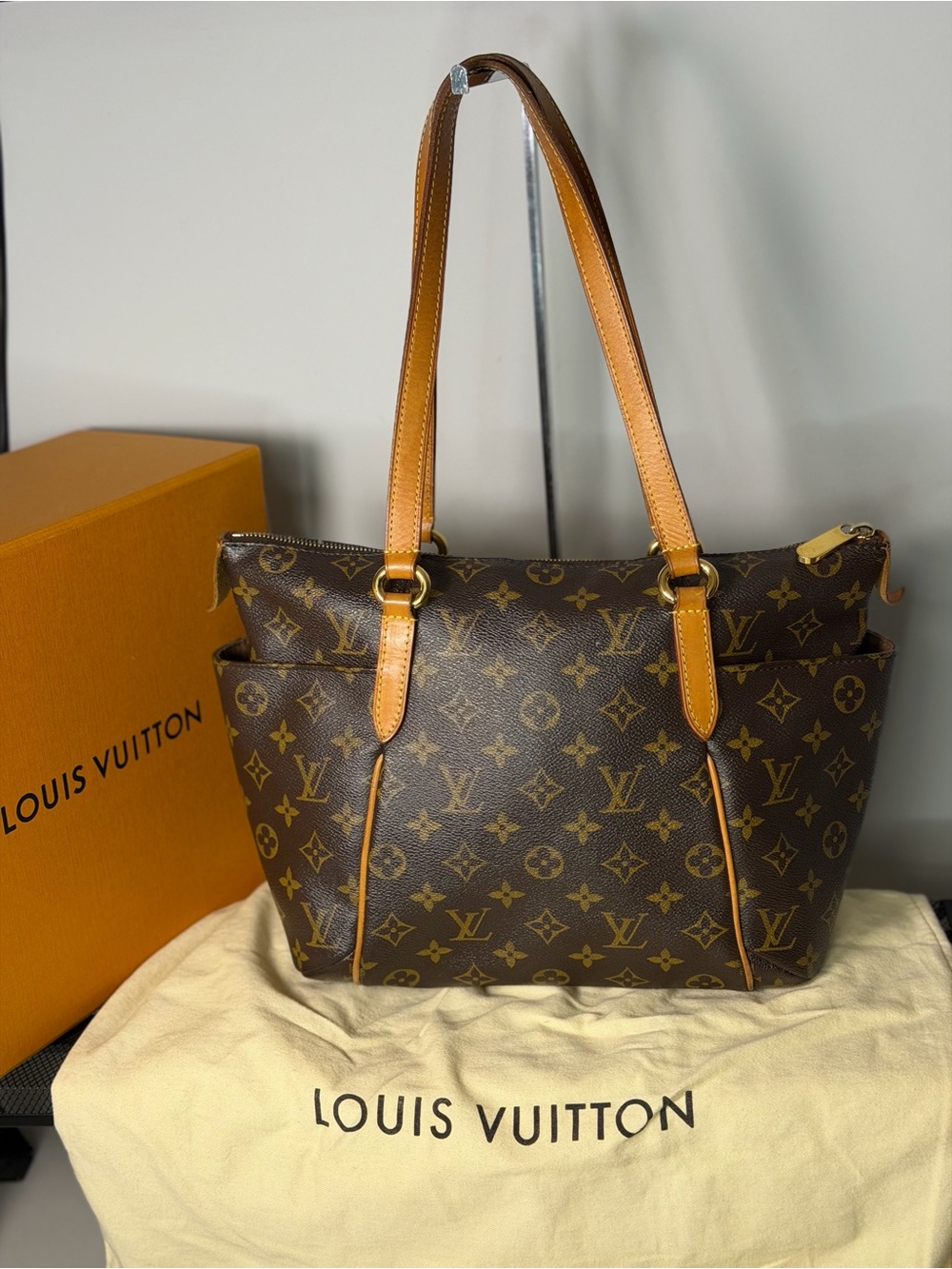 Louis Vuitton Totally PM Monogram Tote Authentic Shoulder Bag
